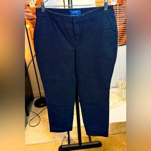 57.  Old Navy Harper Mid-Rise Pants size 6